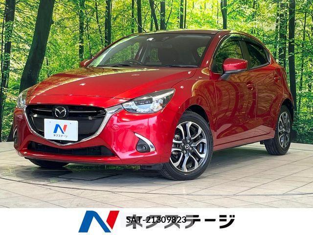 Mazda DEMIO 2017-09 8245074-0