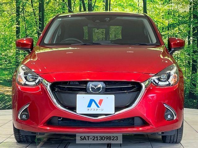 Mazda DEMIO 2017-09 8245074-13
