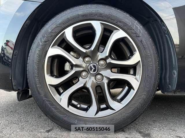 Mazda DEMIO 2016-03 8245077-11