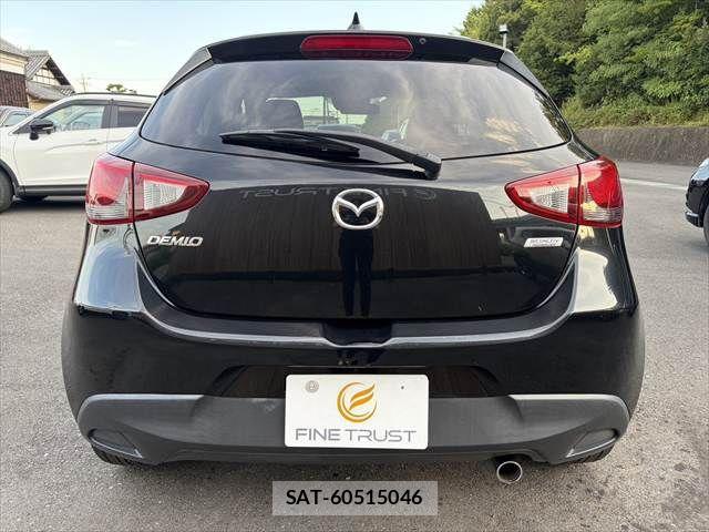 Mazda DEMIO 2016-03 8245077-16