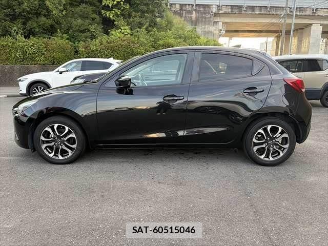 Mazda DEMIO 2016-03 8245077-18