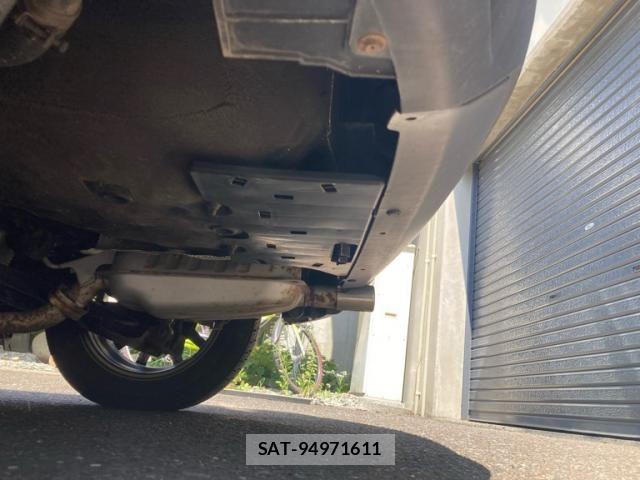 Mazda DEMIO 2015-06 8245079-3