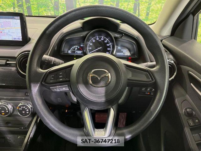 Mazda DEMIO 2018-04 8245075-10
