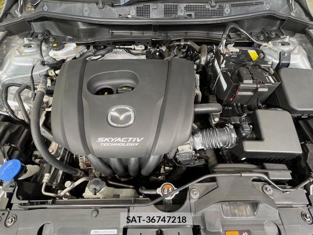 Mazda DEMIO 2018-04 8245075-17