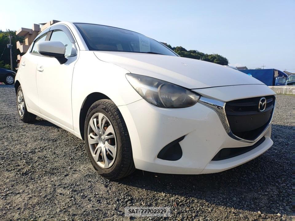 Mazda DEMIO 2019-07 8266528-0