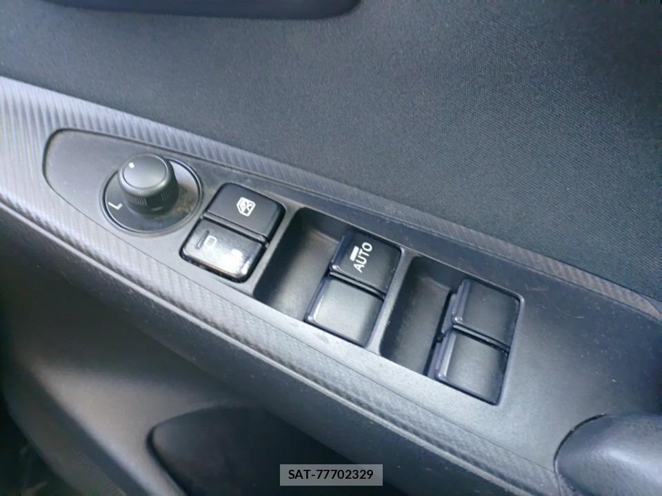 Mazda DEMIO 2019-07 8266528-12