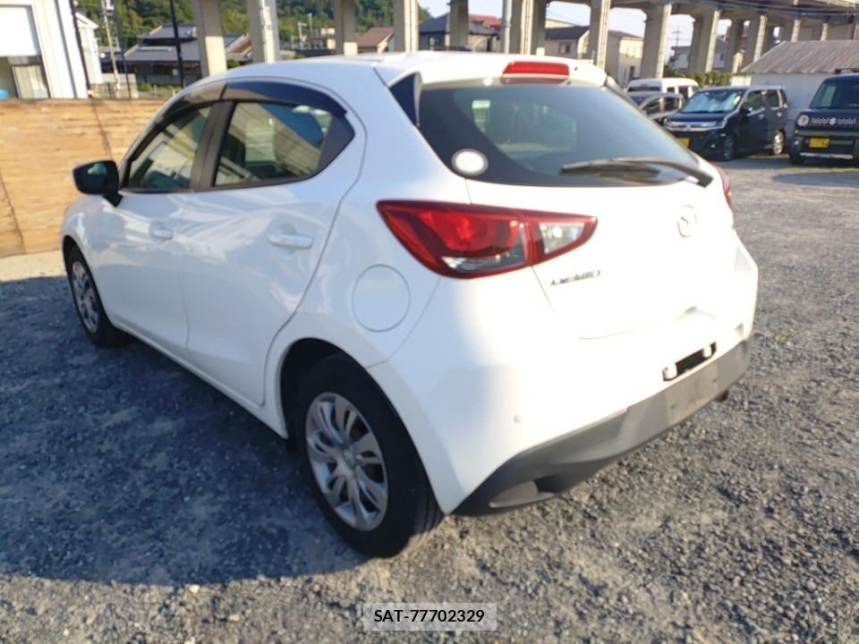 Mazda DEMIO 2019-07 8266528-3