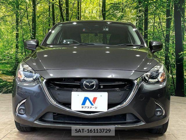 Mazda DEMIO 2019-07 8314248-13