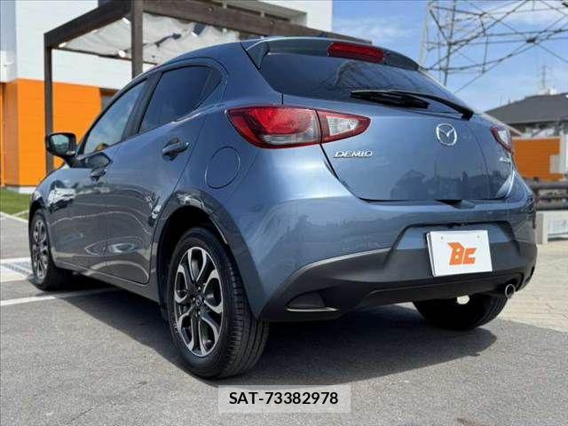 Mazda DEMIO 2016-06 8314249-12