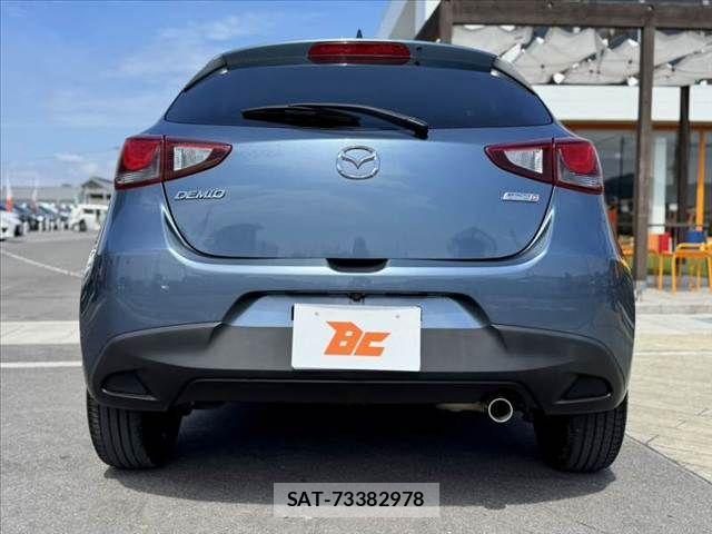 Mazda DEMIO 2016-06 8314249-13