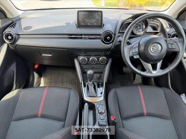 Mazda DEMIO 2016-06 8314249-1