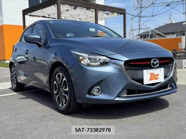 Mazda DEMIO 2016-06 8314249-7