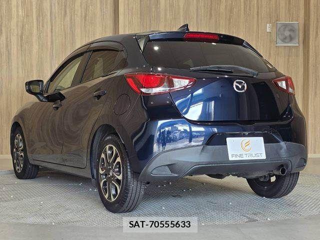 Mazda DEMIO 2015-11 8314253-20