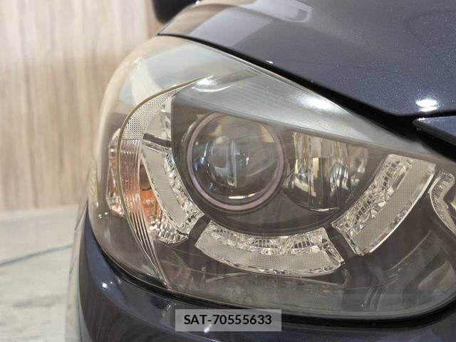 Mazda DEMIO 2015-11 8314253-24