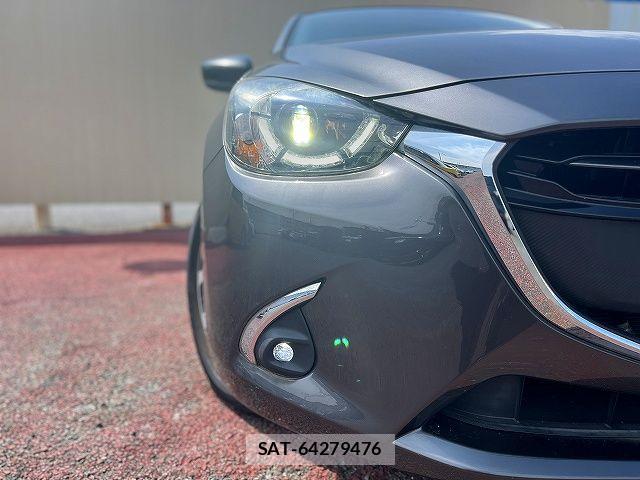 Mazda DEMIO 2017-09 8314246-25