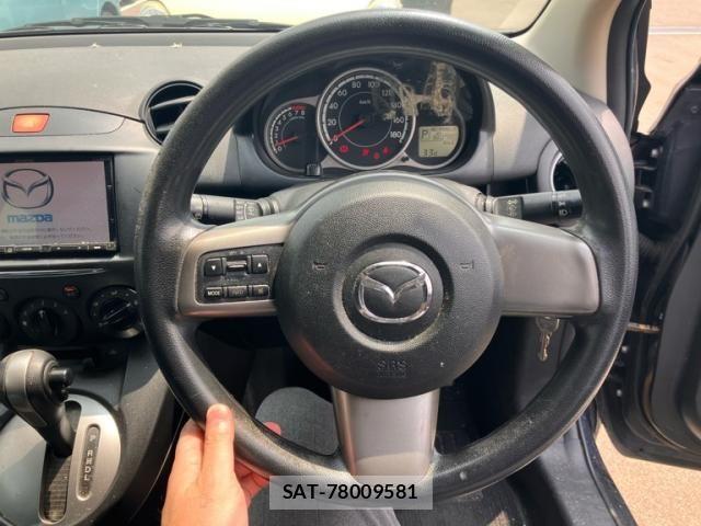 Mazda DEMIO 2013-12 8314265-14