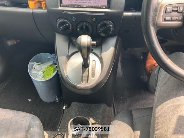 Mazda DEMIO 2013-12 8314265-18