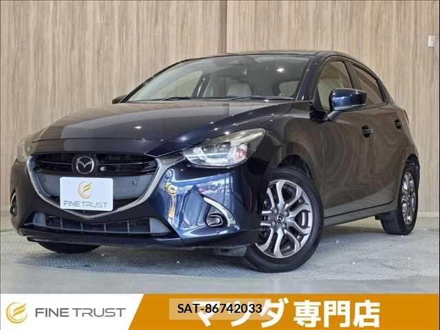 Mazda DEMIO 2018-03 8314251-0