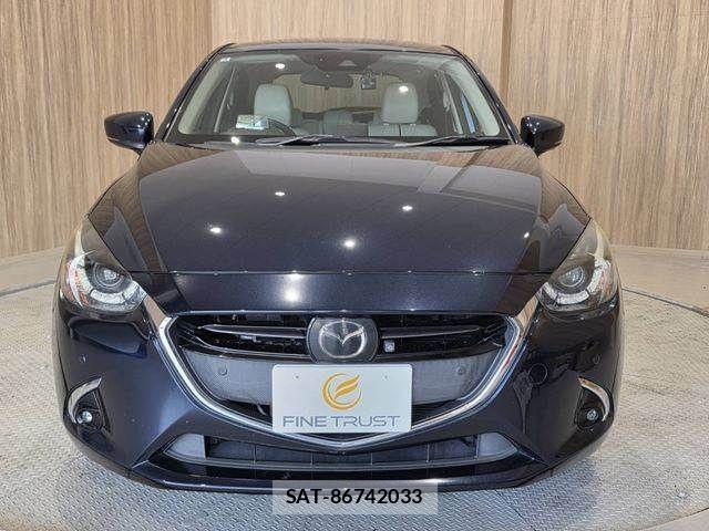 Mazda DEMIO 2018-03 8314251-14
