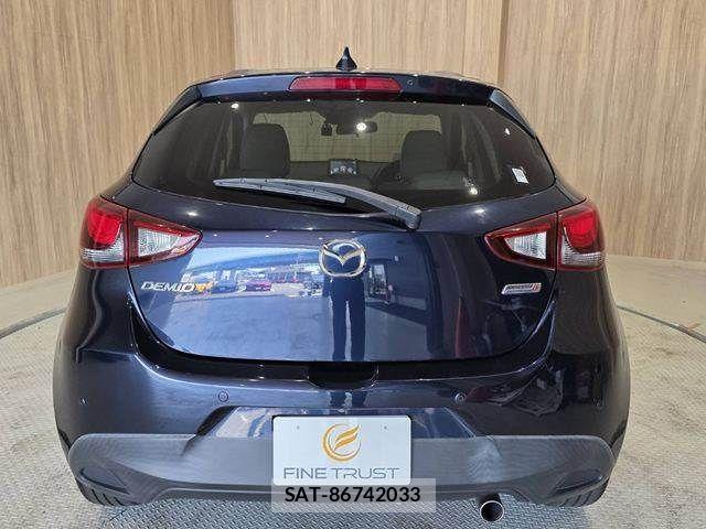 Mazda DEMIO 2018-03 8314251-18