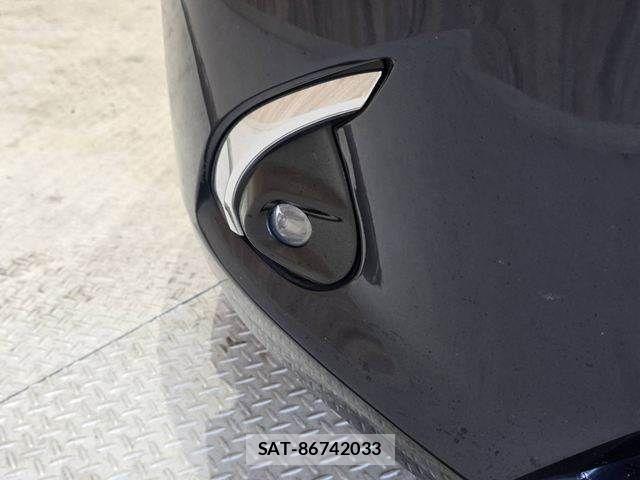 Mazda DEMIO 2018-03 8314251-24