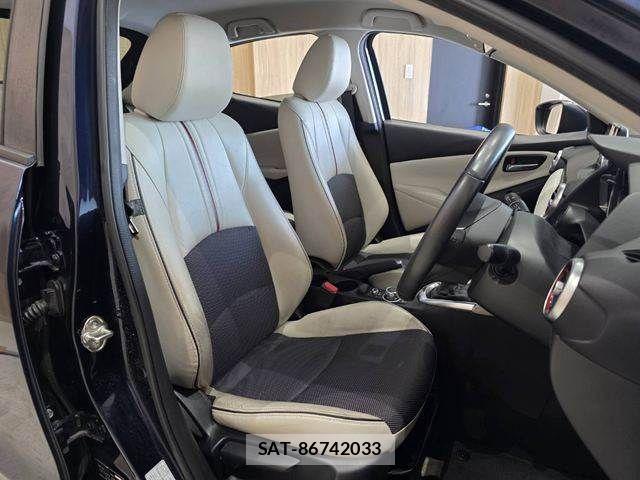 Mazda DEMIO 2018-03 8314251-7