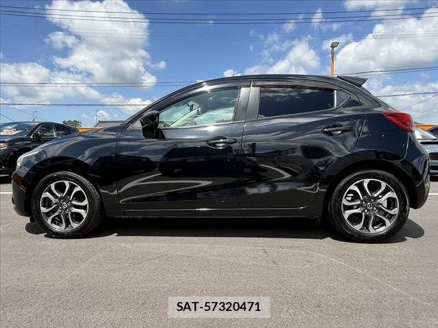 Mazda DEMIO 2016-08 8314260-11