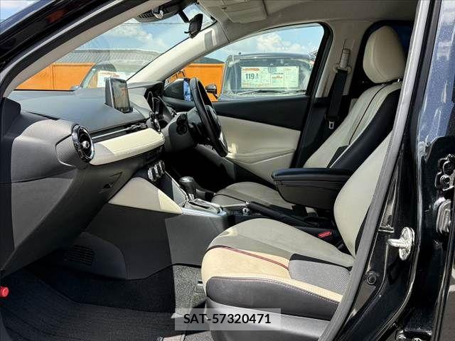Mazda DEMIO 2016-08 8314260-18