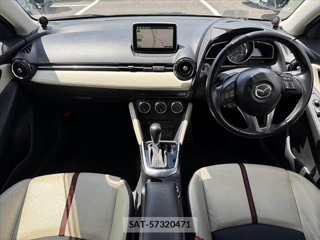 Mazda DEMIO 2016-08 8314260-1