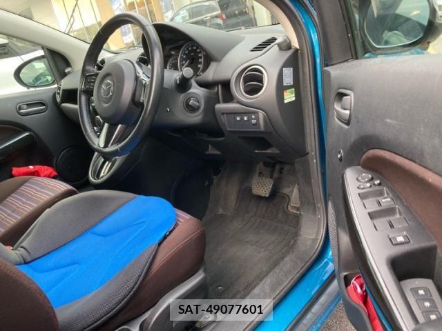 Mazda DEMIO 2014-01 8314261-3