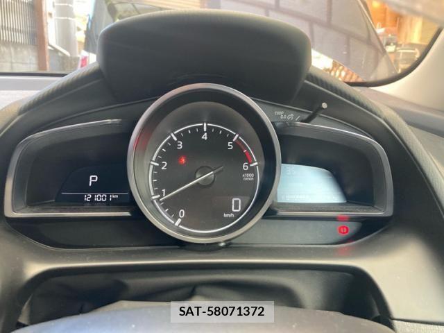 Mazda DEMIO 2018-07 8314257-16