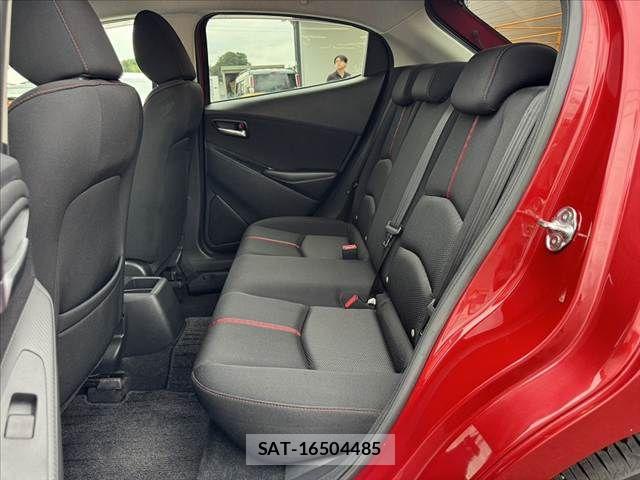 Mazda DEMIO 2015-05 8314252-17