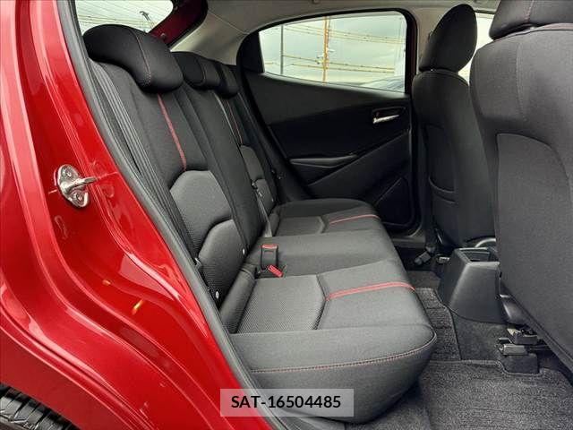 Mazda DEMIO 2015-05 8314252-19