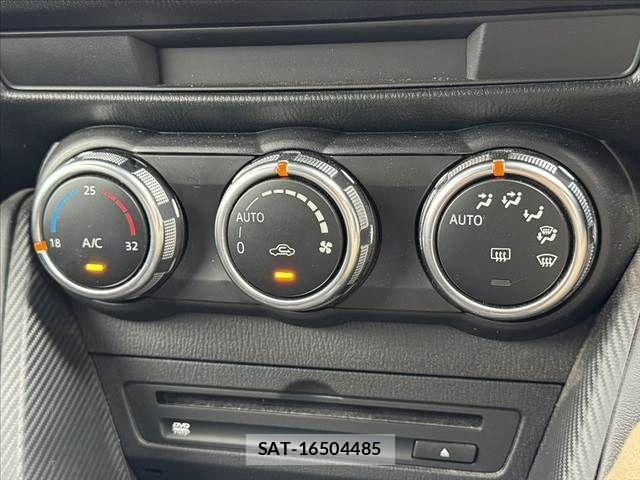 Mazda DEMIO 2015-05 8314252-3