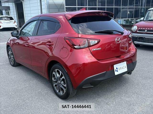 Mazda DEMIO 2016-05 8314254-12