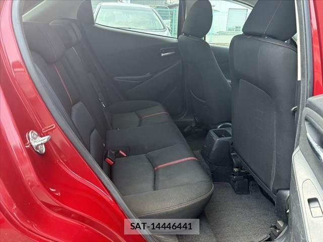 Mazda DEMIO 2016-05 8314254-20
