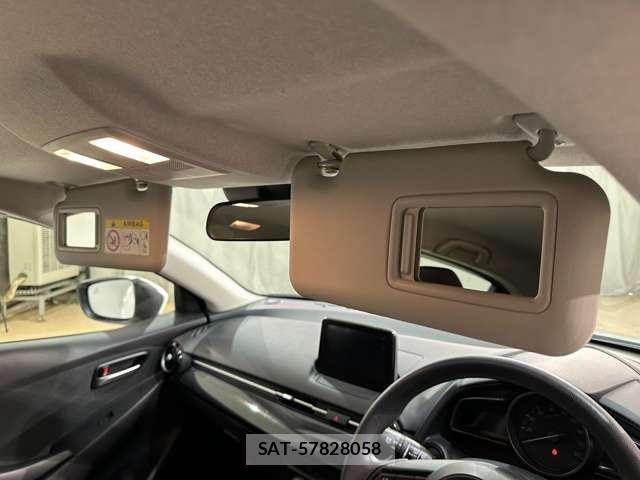 Mazda DEMIO 2018-03 8314244-27