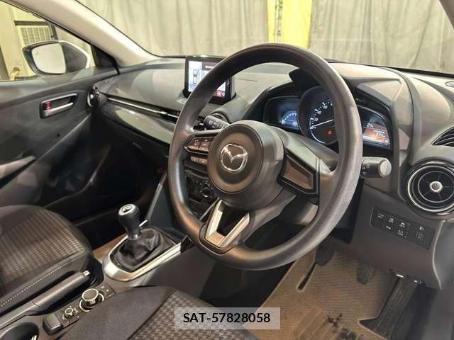 Mazda DEMIO 2018-03 8314244-8