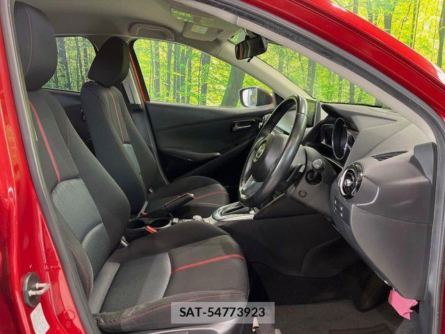 Mazda DEMIO 2015-03 8314256-9