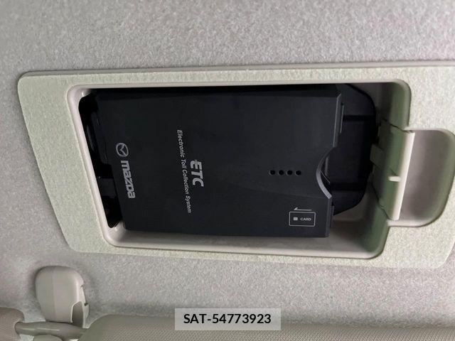 Mazda DEMIO 2015-03 8314256-6
