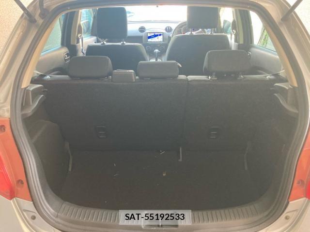 Mazda DEMIO 2012-09 8335631-12