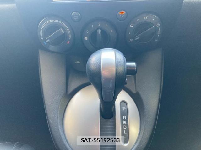 Mazda DEMIO 2012-09 8335631-23