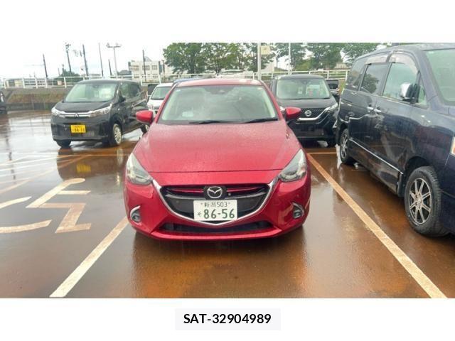 Mazda DEMIO 2018-08 8335618-0