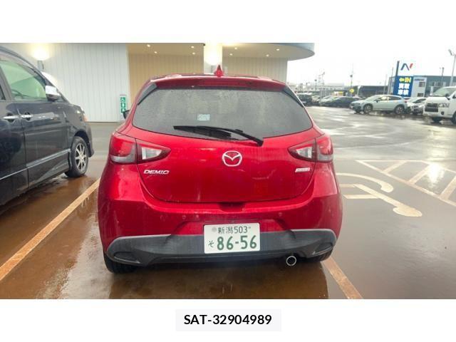 Mazda DEMIO 2018-08 8335618-2