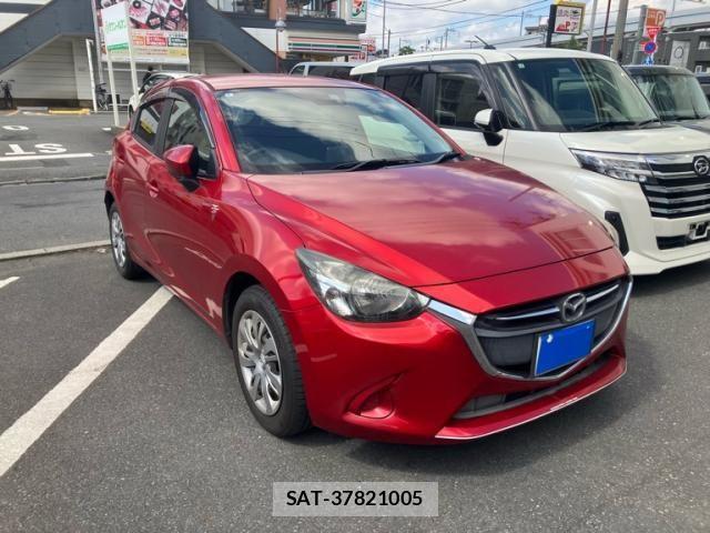 Mazda DEMIO 2016-04 8335627-0