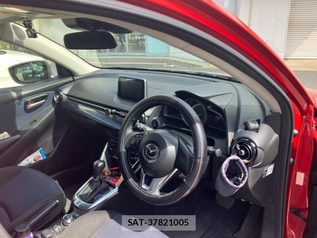 Mazda DEMIO 2016-04 8335627-13