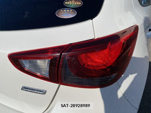 Mazda DEMIO 2017-02 8335621-22