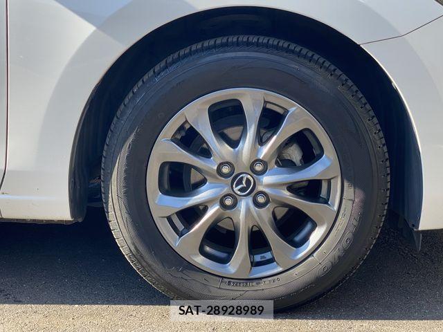 Mazda DEMIO 2017-02 8335621-27