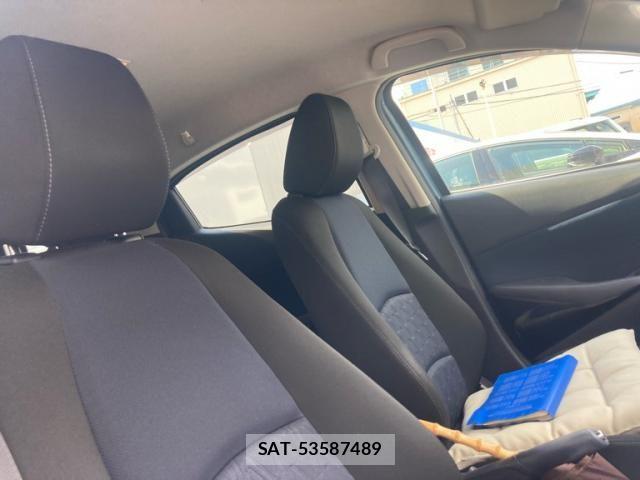 Mazda DEMIO 2014-10 8335628-12
