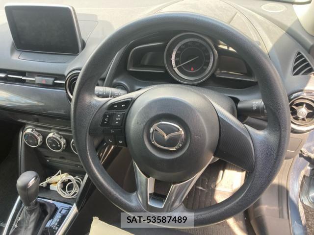 Mazda DEMIO 2014-10 8335628-15